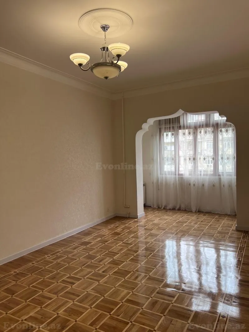 Satılır 4 otaqlı Mənzil Köhnə tikili 100 m² Əhmədli - şəkil 2