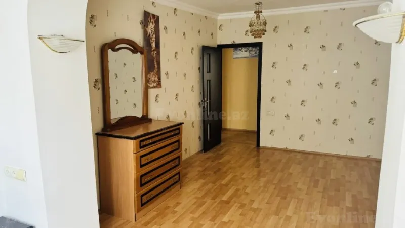 Satılır 3 otaqlı Mənzil Köhnə tikili 78 m² İnşaatçılar m. - şəkil 6