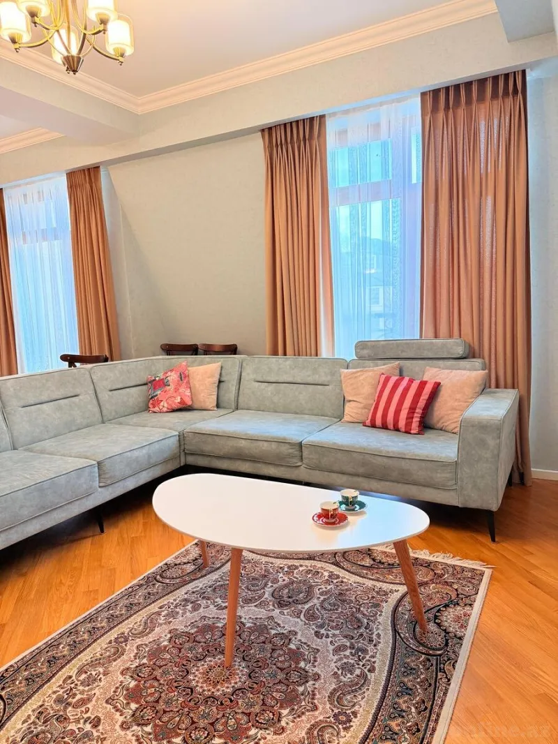 Kirayə verilir 5 otaqlı Mənzil Yeni tikili 210 m² Xətai r. - şəkil 8