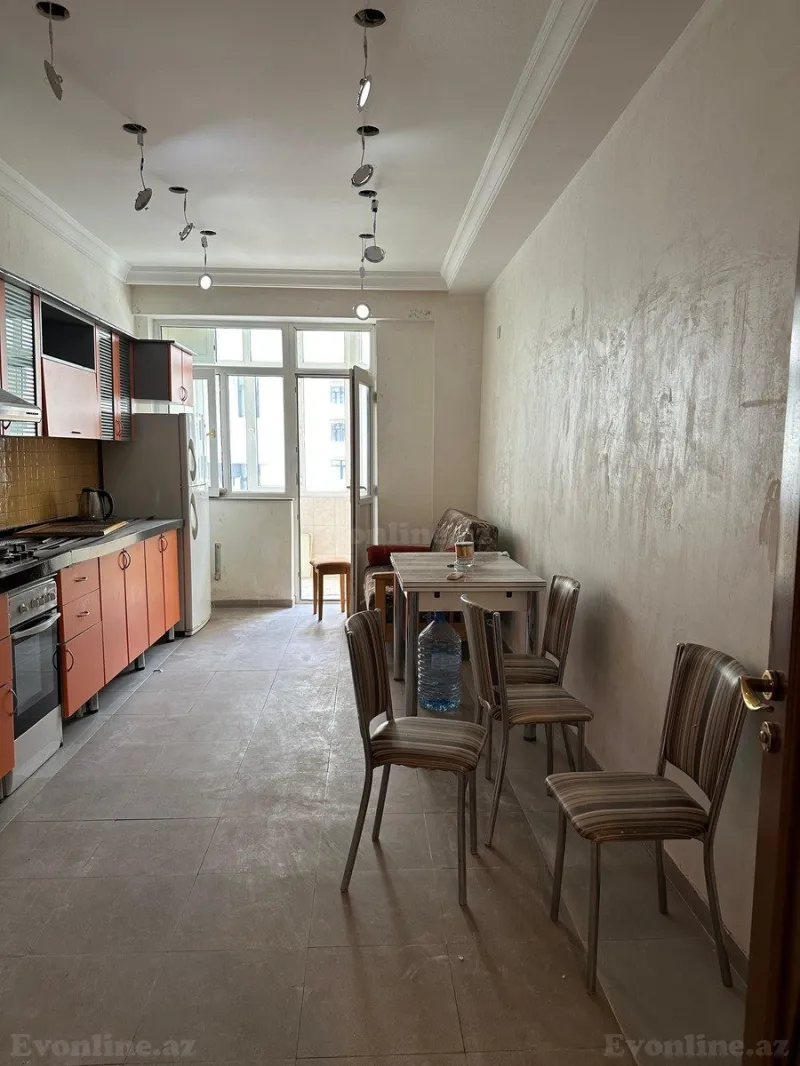 Satılır 2 otaqlı Mənzil Yeni tikili 120 m² 28 May m. - şəkil 5