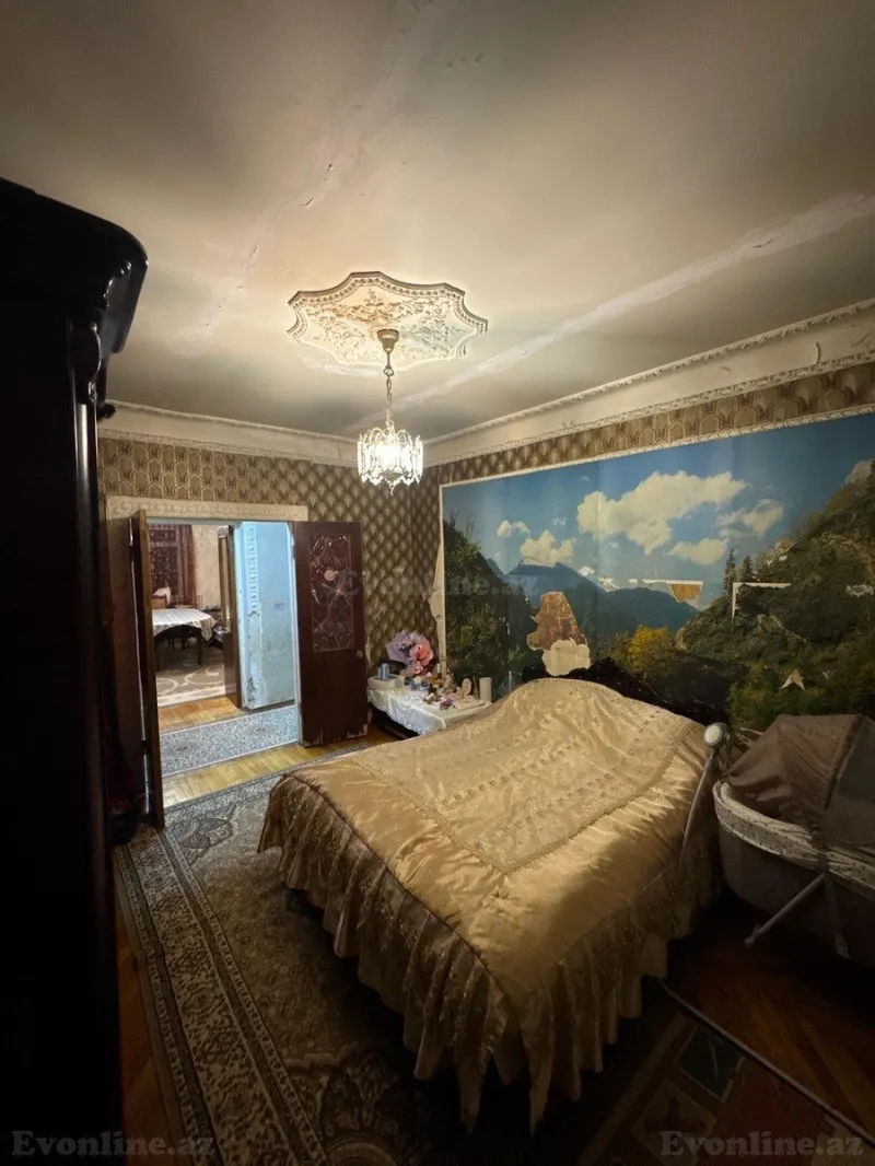 Satılır 3 otaqlı Mənzil Köhnə tikili 90 m² Xalqlar Dostluğu m. - şəkil 4