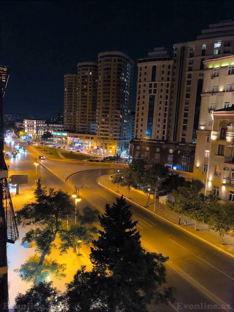 3 otaqlı Mənzil 95 m² Nizami m. Kirayə verilir