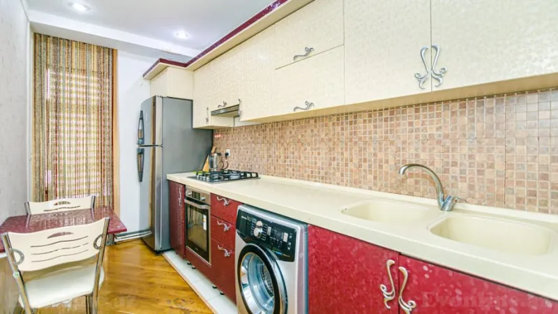 Kirayə verilir 3 otaqlı Mənzil Yeni tikili 100 m² Gənclik m. - şəkil 16