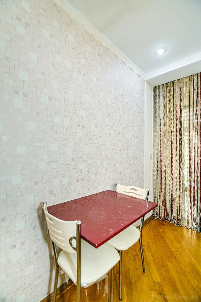 Kirayə verilir 3 otaqlı Mənzil Yeni tikili 100 m² Gənclik m. - şəkil 18
