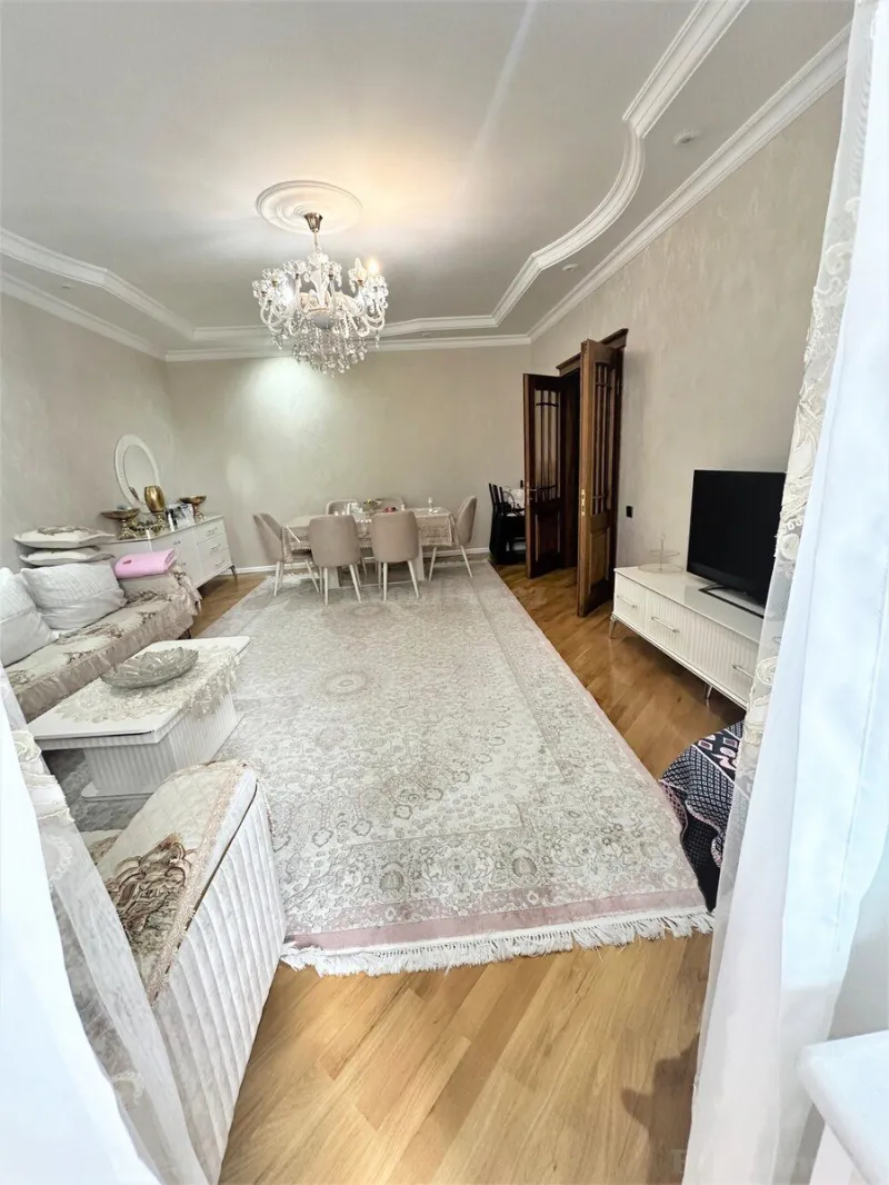 Satılır 3 otaqlı Mənzil Yeni tikili 125 m² Badamdar - şəkil 2