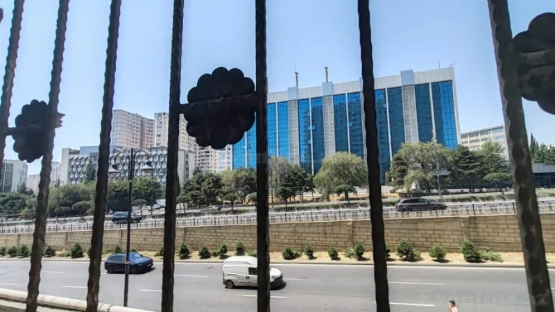 Satılır 3 otaqlı Mənzil Yeni tikili 125 m² 20 Yanvar m. - şəkil 20