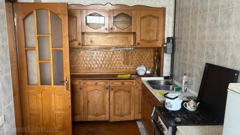 Kirayə verilir 3 otaqlı Mənzil Köhnə tikili 95 m² Yasamal - şəkil 8
