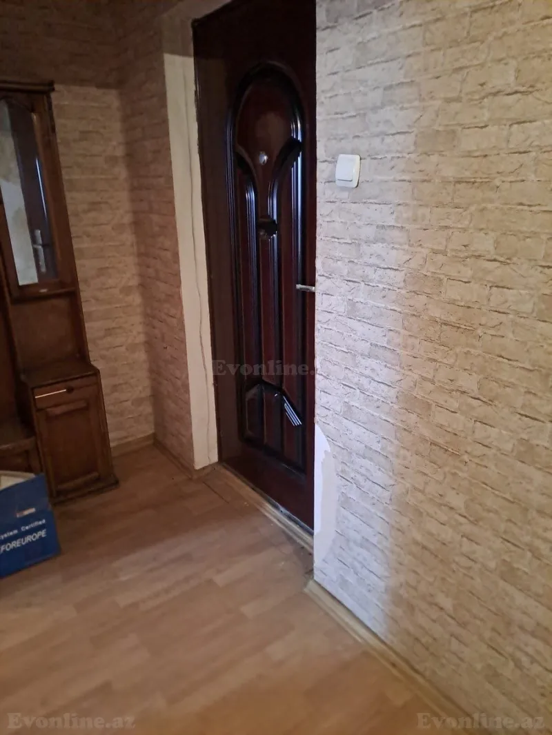Satılır 4 otaqlı Mənzil Köhnə tikili 85 m² Gəncə - şəkil 3