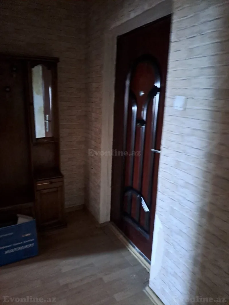 Satılır 4 otaqlı Mənzil Köhnə tikili 85 m² Gəncə - şəkil 8