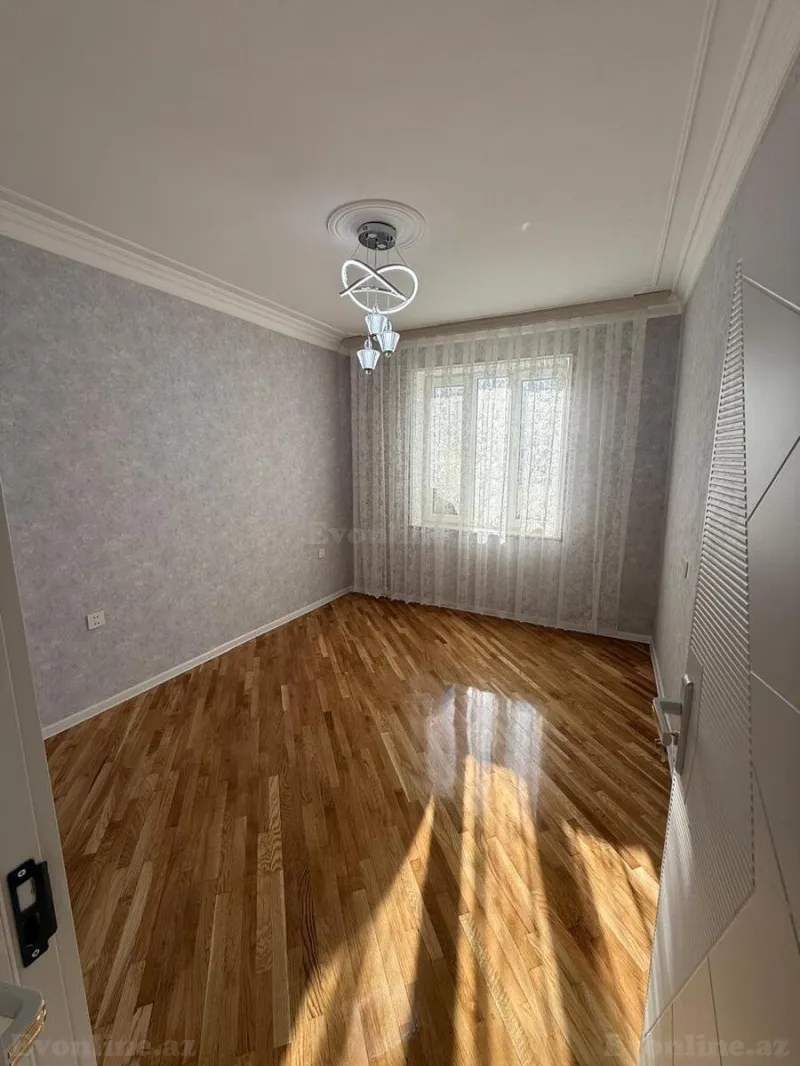 Satılır 2 otaqlı Mənzil Köhnə tikili 65 m² Nəsimi m. - şəkil 3