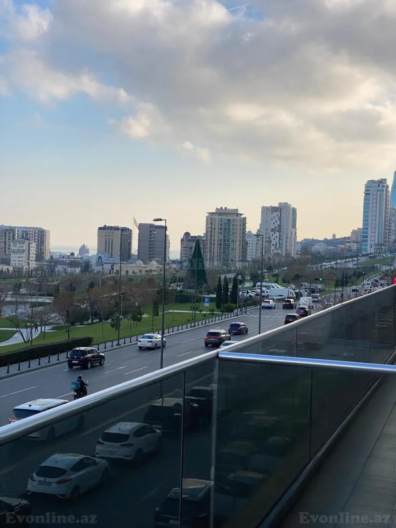 Satılır 4 otaqlı Mənzil Yeni tikili 200 m² Nizami m. - şəkil 15