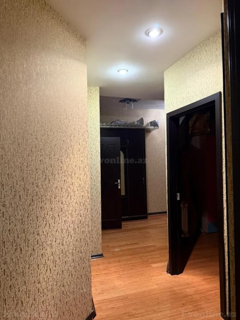 Satılır 3 otaqlı Mənzil Yeni tikili 85 m² Neftçilər m. - şəkil 14