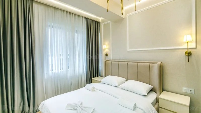 Kirayə verilir 2 otaqlı Mənzil Yeni tikili 95 m² Xətai m. - şəkil 3