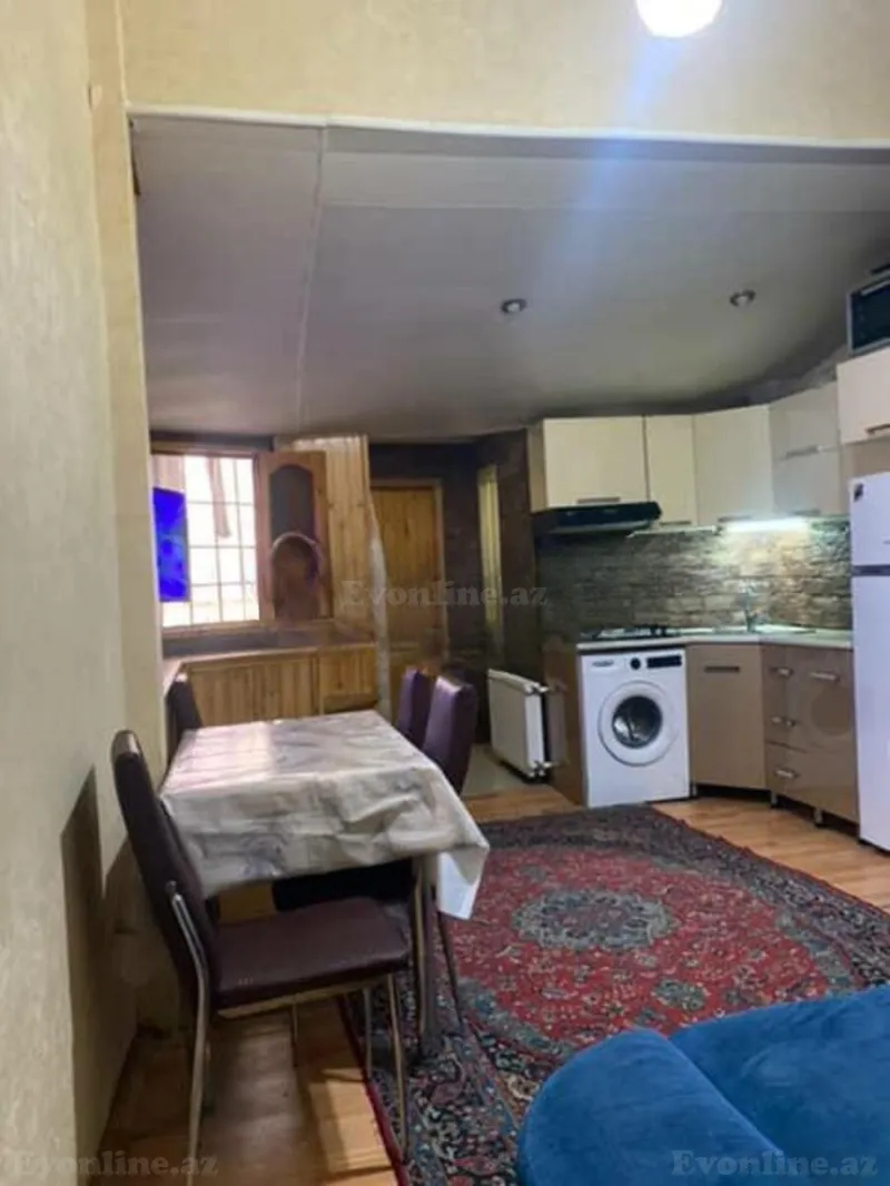 Kirayə verilir 2 otaqlı Mənzil Köhnə tikili 55 m² Nizami m.