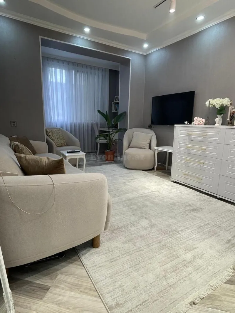 Kirayə verilir 2 otaqlı Mənzil Köhnə tikili 54 m² Nəriman Nərimanov m. - şəkil 3