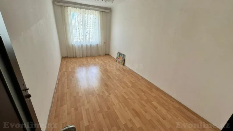 Satılır 3 otaqlı Mənzil Köhnə tikili 65 m² İnşaatçılar m. - şəkil 7