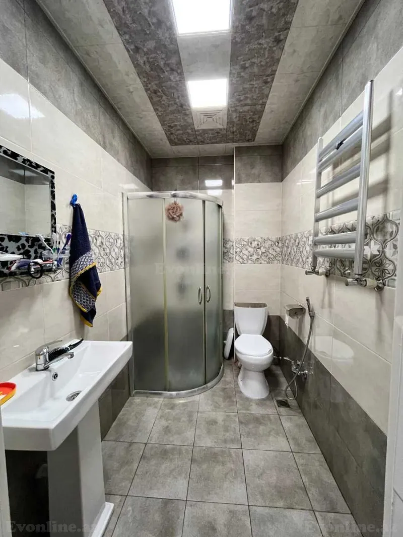 Satılır 2 otaqlı Mənzil Köhnə tikili 78 m² Sabunçu r. - şəkil 6