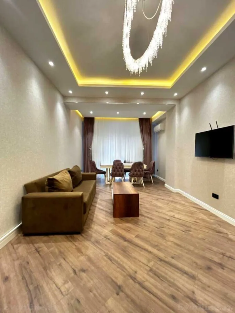 Kirayə verilir 2 otaqlı Mənzil Yeni tikili 80 m² Nizami m. - şəkil 3
