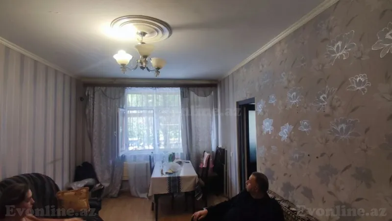 Satılır 2 otaqlı Mənzil Köhnə tikili 50 m² Azadlıq prospekti m.