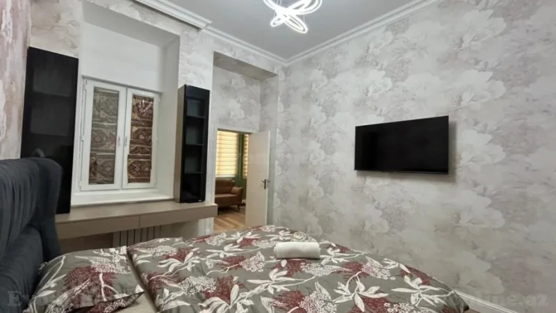 Kirayə verilir 2 otaqlı Mənzil Yeni tikili 90 m² Sahil m. - şəkil 4