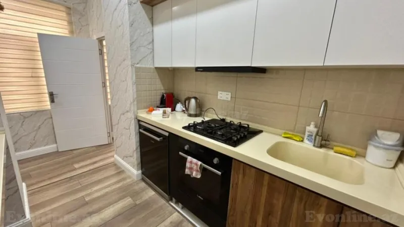 Kirayə verilir 2 otaqlı Mənzil Yeni tikili 90 m² Sahil m. - şəkil 10