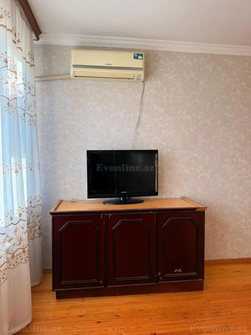 Kirayə verilir 3 otaqlı Mənzil Köhnə tikili 120 m² Qara Qarayev m. - şəkil 9