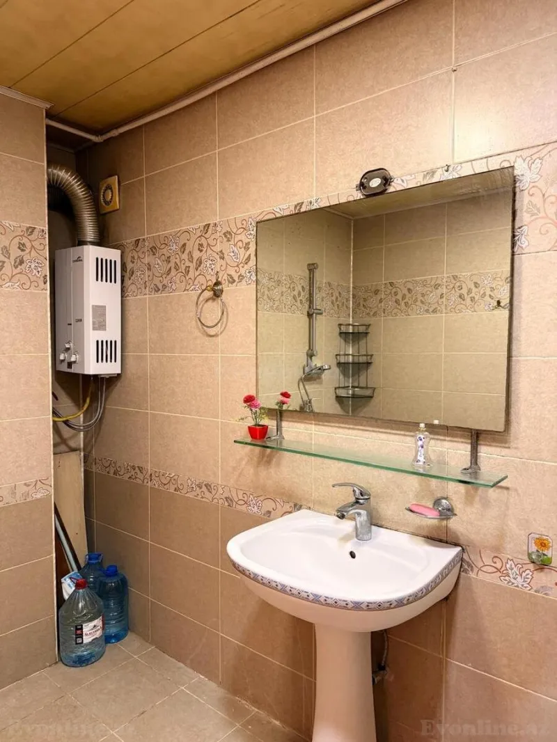 Kirayə verilir 3 otaqlı Mənzil Köhnə tikili 120 m² Qara Qarayev m. - şəkil 13
