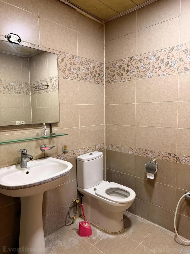 Kirayə verilir 3 otaqlı Mənzil Köhnə tikili 120 m² Qara Qarayev m. - şəkil 14