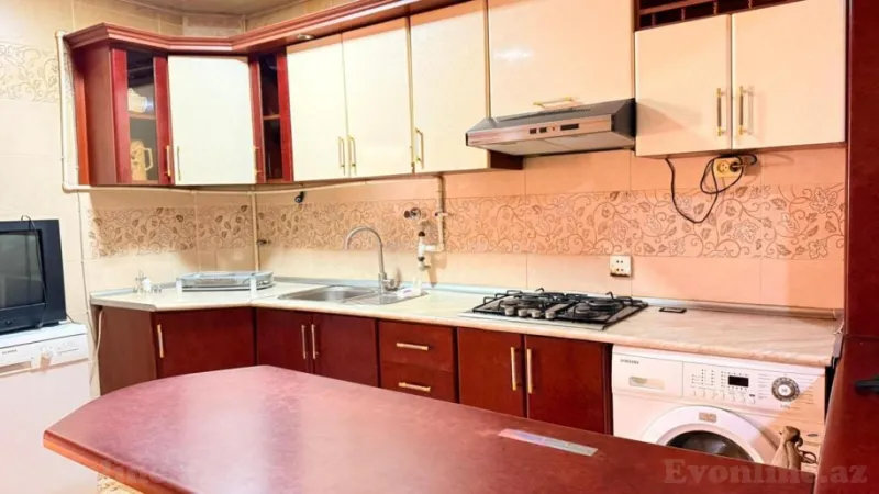 Kirayə verilir 3 otaqlı Mənzil Köhnə tikili 120 m² Qara Qarayev m. - şəkil 15