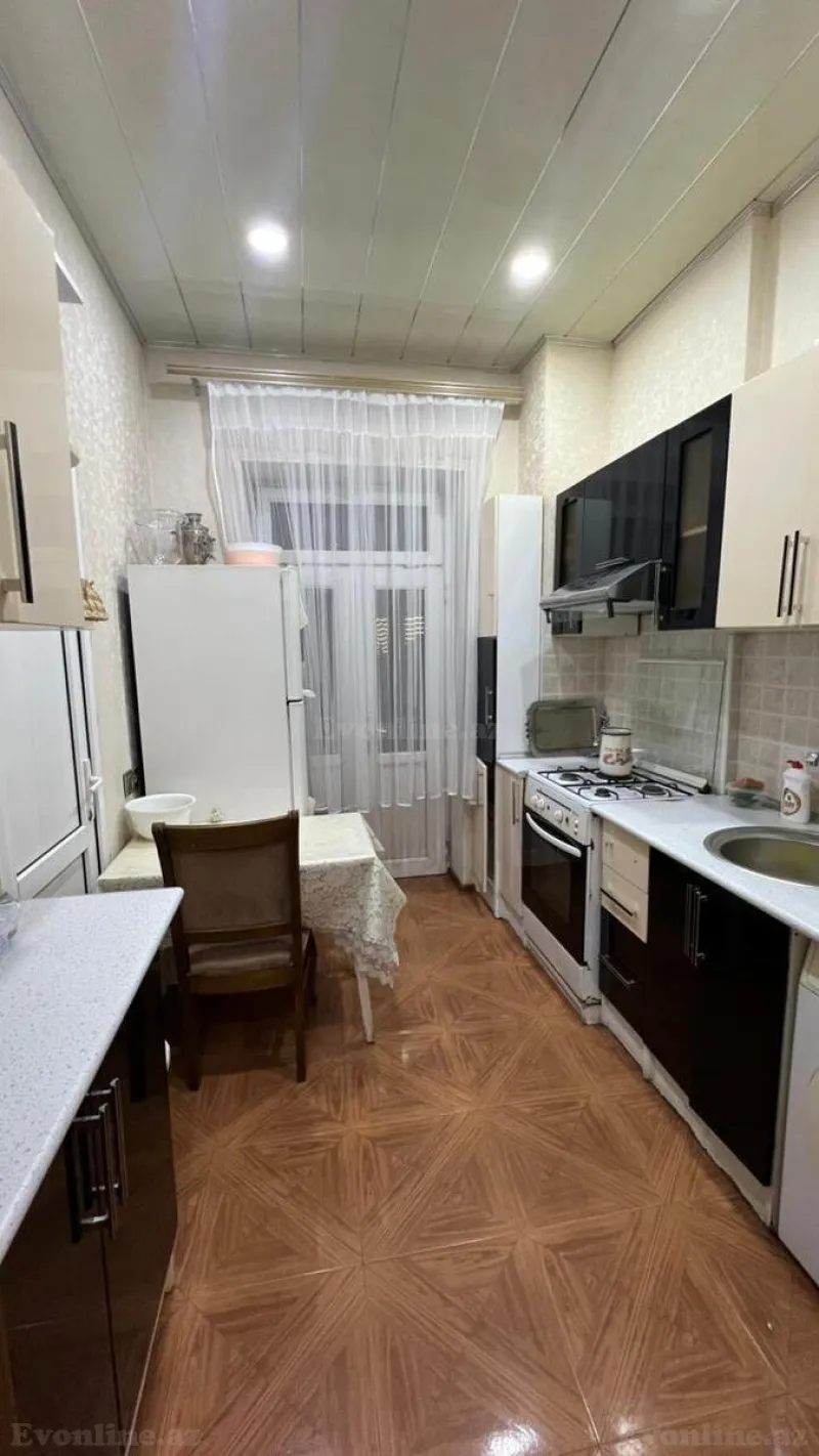 Kirayə verilir 2 otaqlı Mənzil Köhnə tikili 50 m² Bayıl - şəkil 9