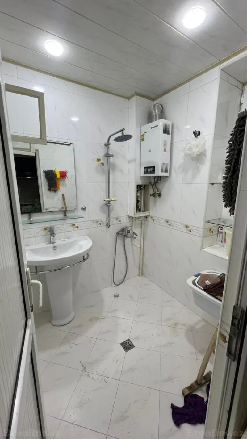 Kirayə verilir 2 otaqlı Mənzil Köhnə tikili 50 m² Bayıl - şəkil 10