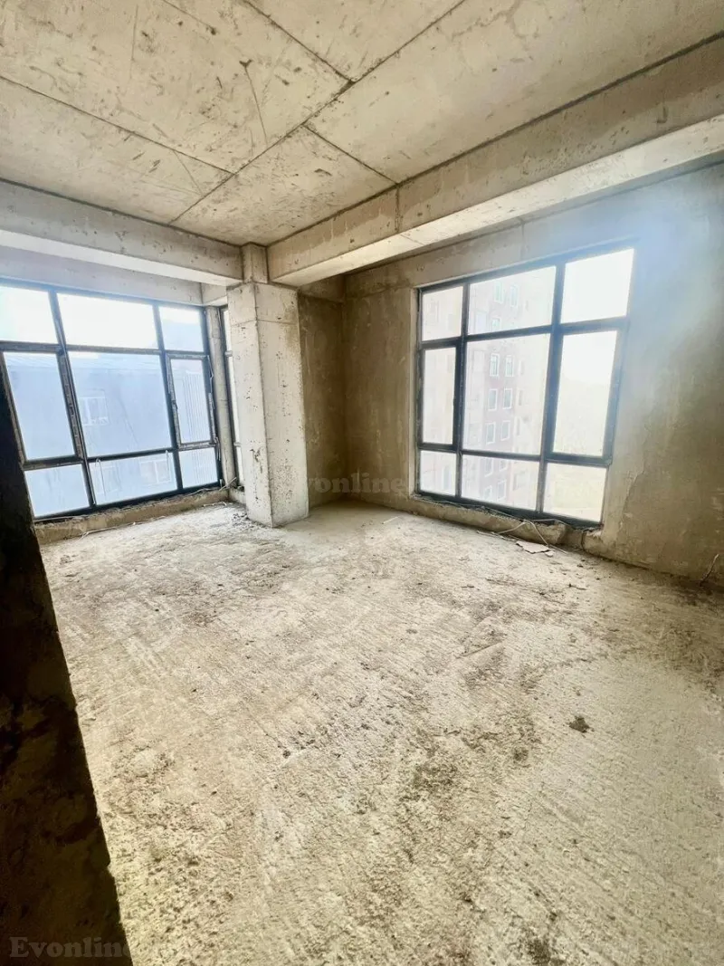 Satılır 4 otaqlı Mənzil Yeni tikili 132 m² Səbail r. - şəkil 3