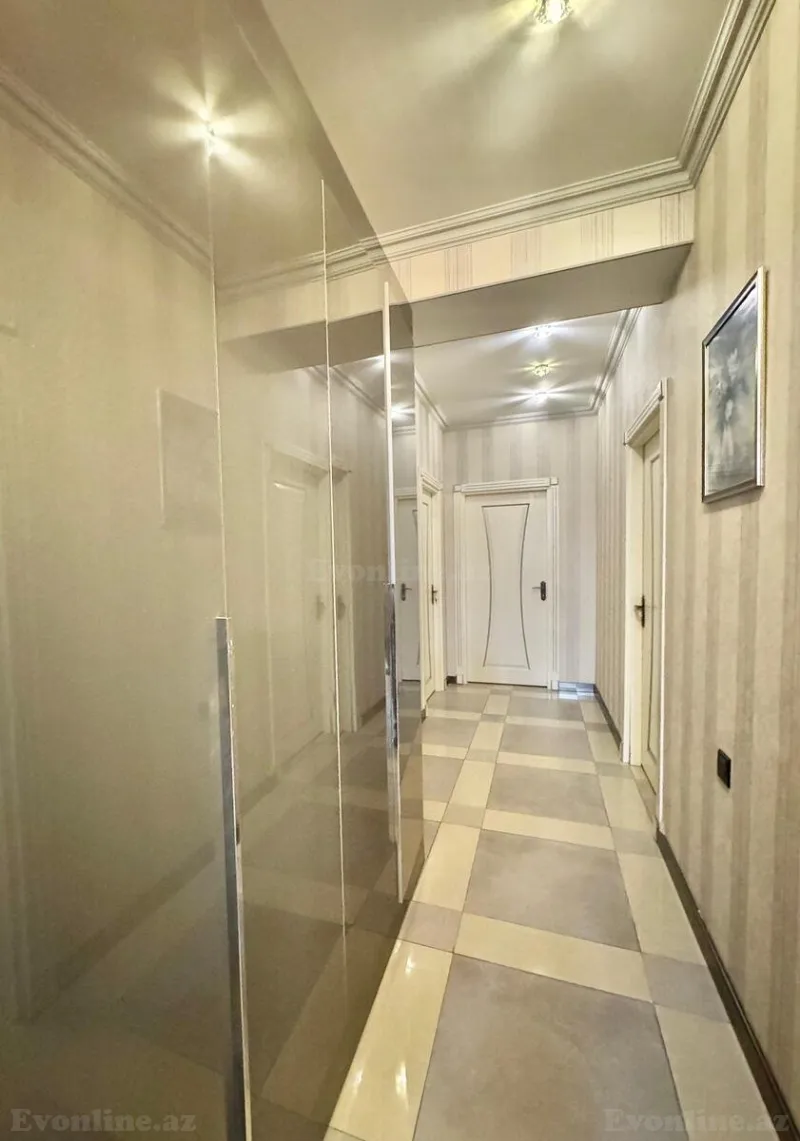 Satılır 3 otaqlı Mənzil Yeni tikili 120 m² İnşaatçılar m. - şəkil 3