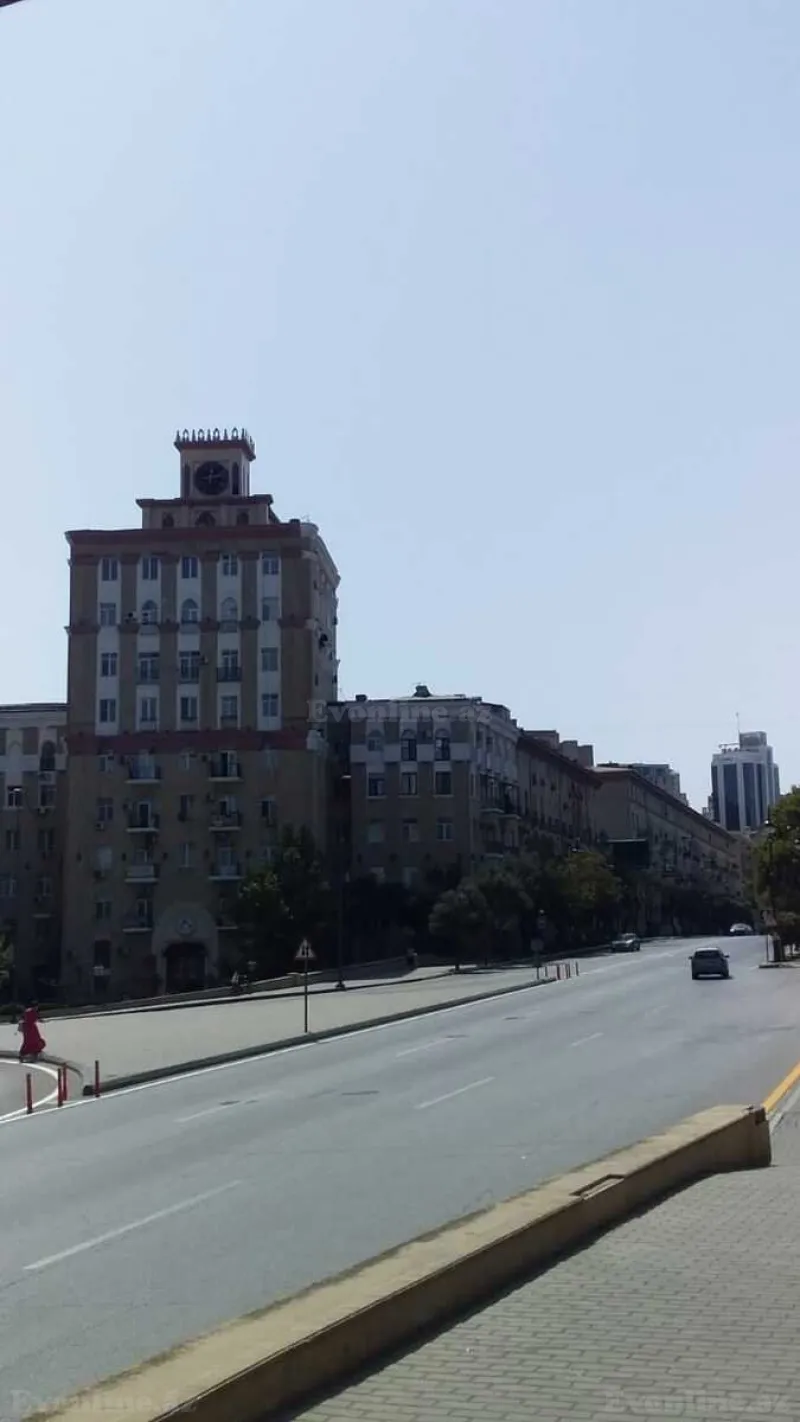 3 otaqlı Mənzil 100 m² Nizami m. Kirayə verilir