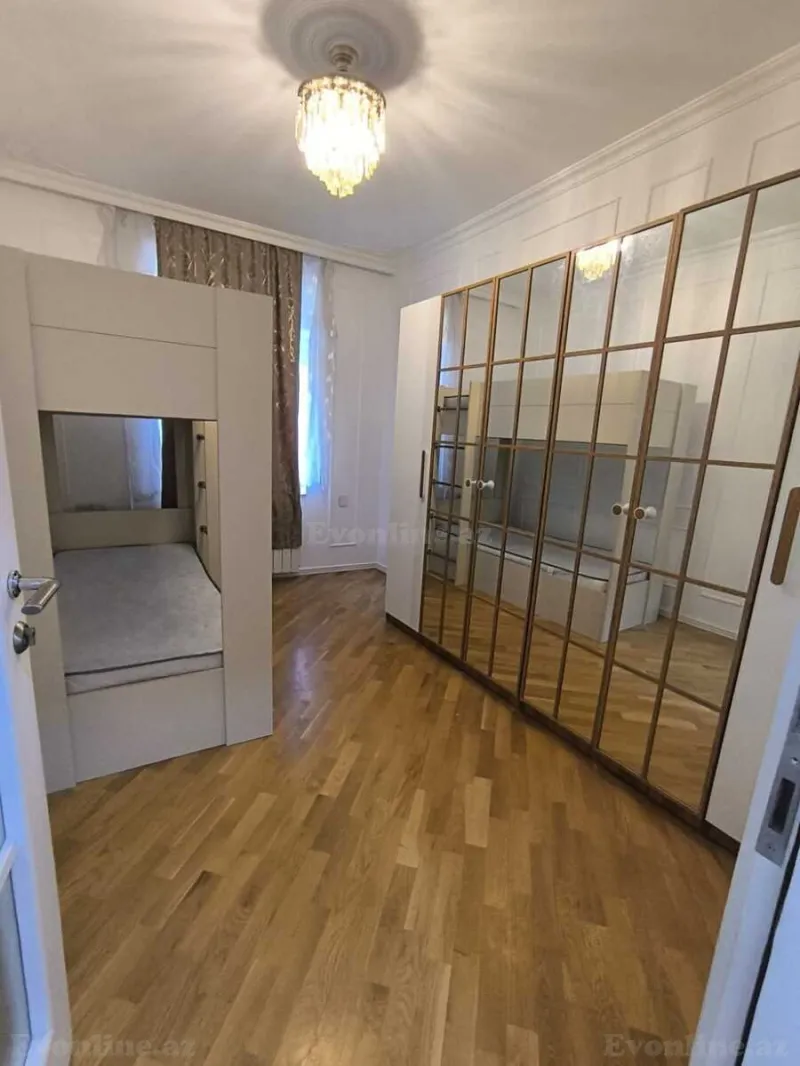 Kirayə verilir 3 otaqlı Mənzil Köhnə tikili 100 m² Nizami m. - şəkil 6
