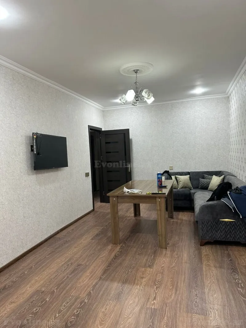3 otaqlı Mənzil 70 m² Xətai r. Kirayə verilir