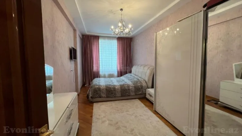 Satılır 4 otaqlı Mənzil Yeni tikili 155 m² Memar Əcəmi m. - şəkil 3