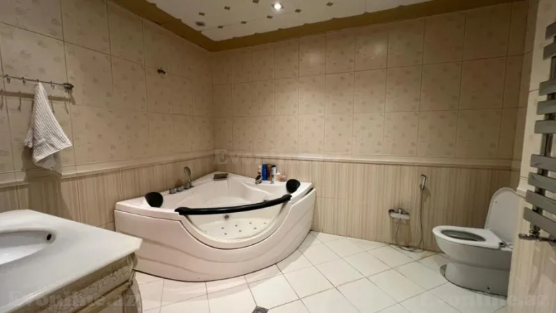Satılır 4 otaqlı Mənzil Yeni tikili 155 m² Memar Əcəmi m. - şəkil 12