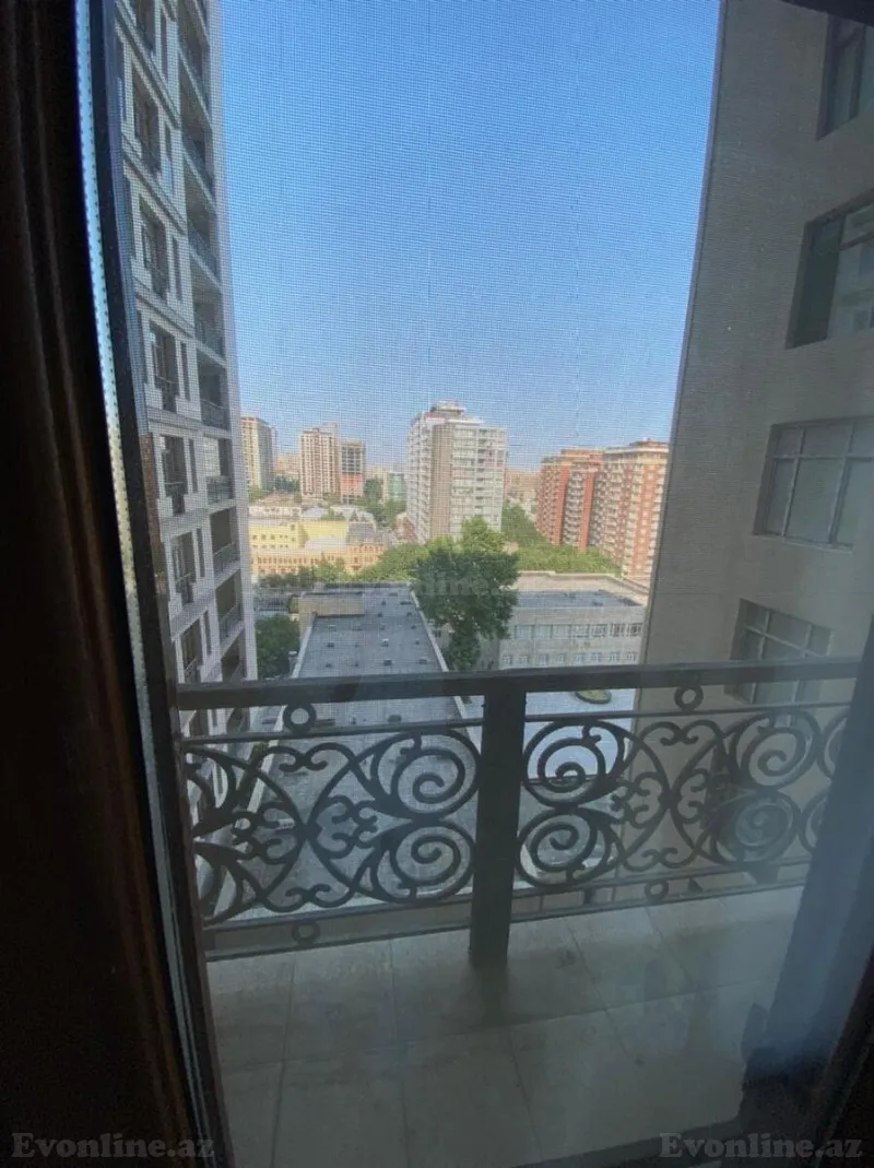 Kirayə verilir 3 otaqlı Mənzil Yeni tikili 180 m² 28 May m. - şəkil 2