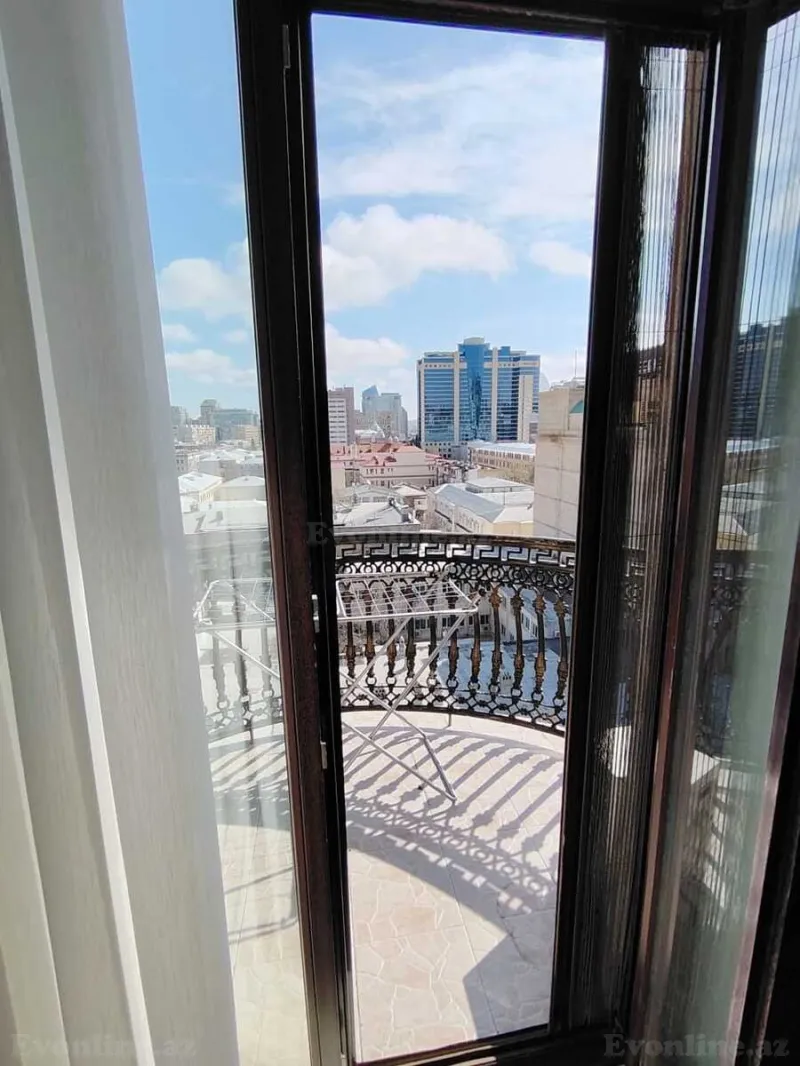 Kirayə verilir 2 otaqlı Mənzil Yeni tikili 90 m² Sahil m. - şəkil 3