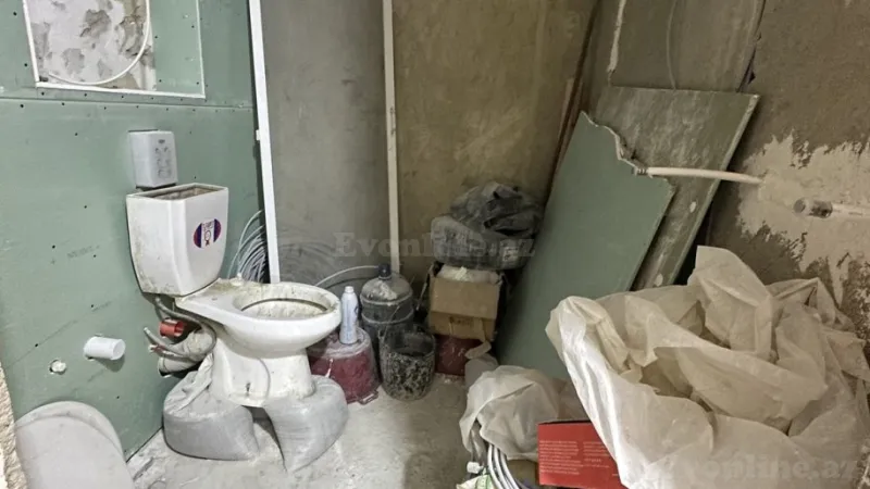 Satılır 3 otaqlı Mənzil Köhnə tikili 90 m² Sahil m. - şəkil 8