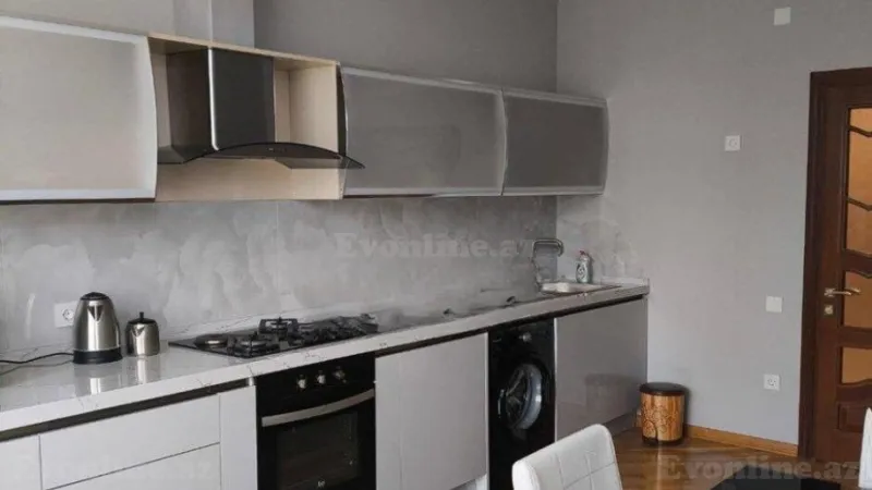 Kirayə verilir 3 otaqlı Mənzil Yeni tikili 190 m² Xətai m. - şəkil 4