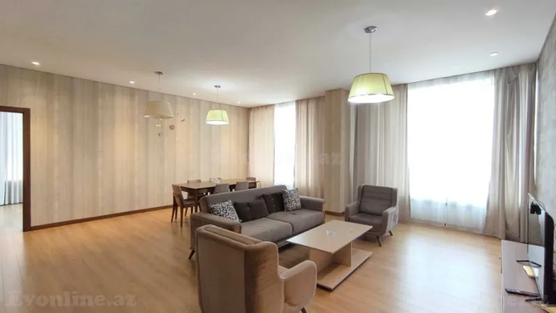 Kirayə verilir 4 otaqlı Mənzil Yeni tikili 200 m² Xətai m. - şəkil 3
