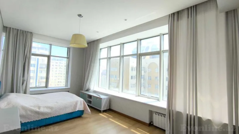 Kirayə verilir 4 otaqlı Mənzil Yeni tikili 200 m² Xətai m. - şəkil 6