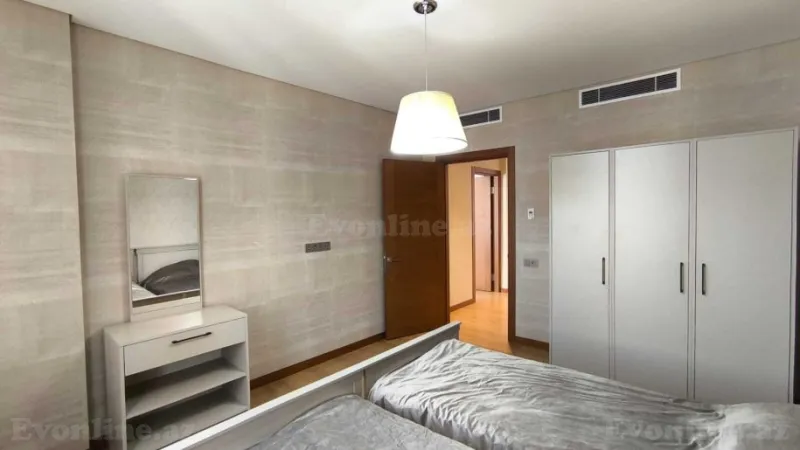 Kirayə verilir 4 otaqlı Mənzil Yeni tikili 200 m² Xətai m. - şəkil 11