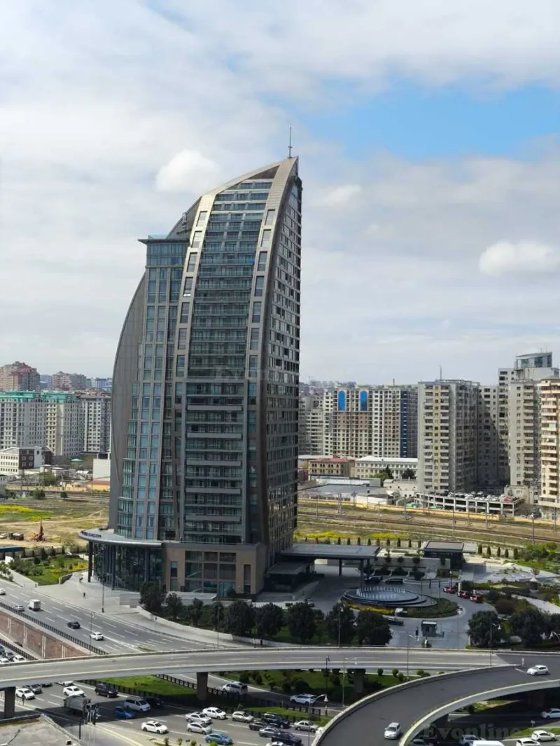 Kirayə verilir 4 otaqlı Mənzil Yeni tikili 200 m² Xətai m. - şəkil 17