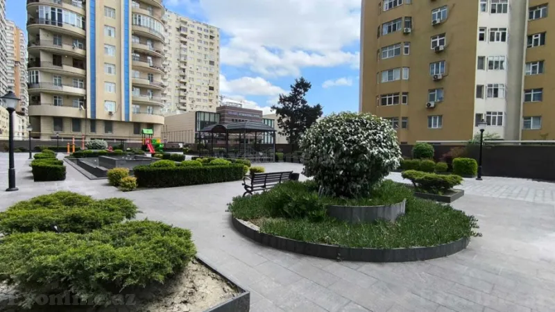 Kirayə verilir 4 otaqlı Mənzil Yeni tikili 200 m² Xətai m. - şəkil 18