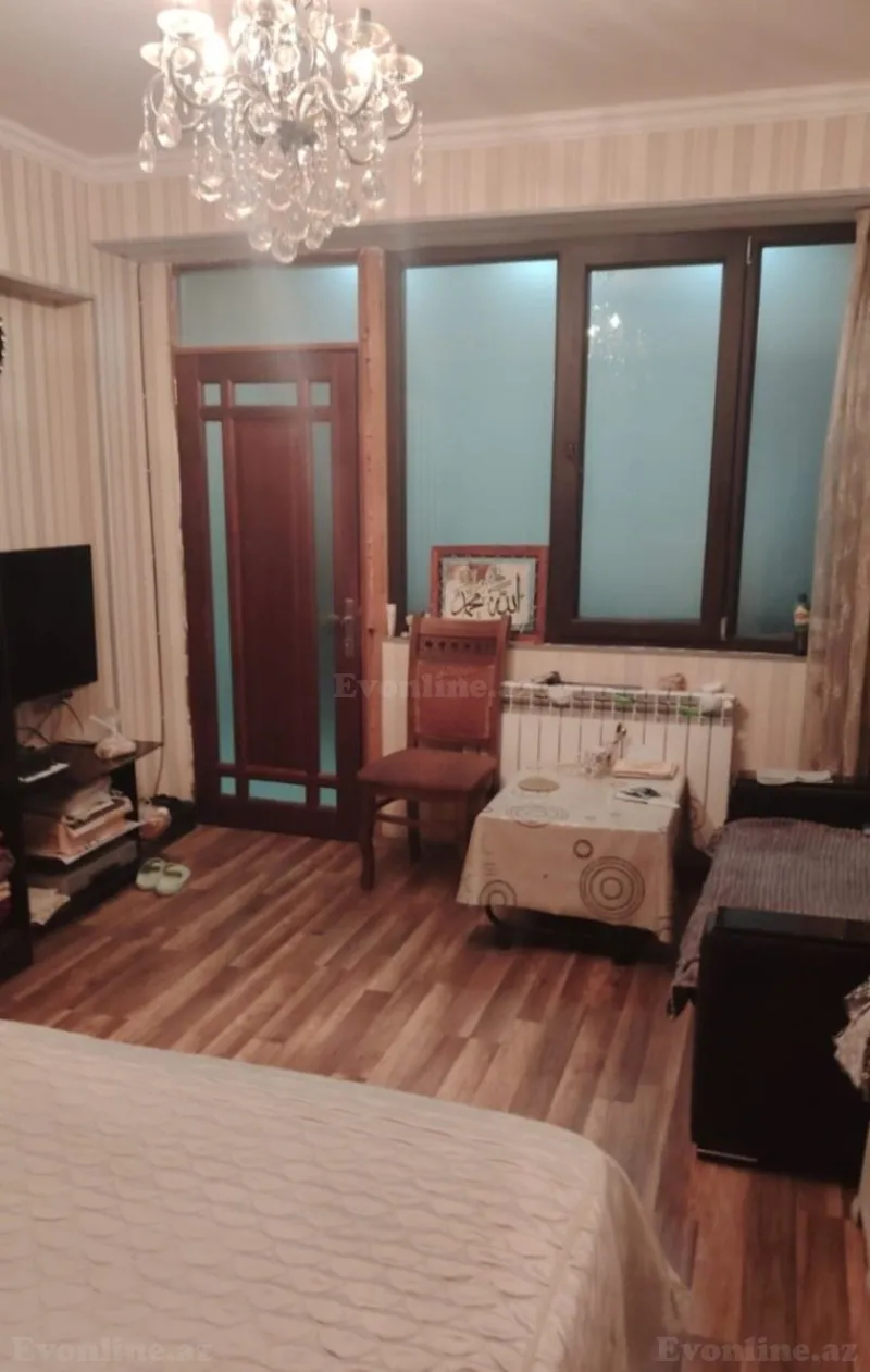 Satılır 4 otaqlı Mənzil Köhnə tikili 121 m² Yasamal - şəkil 8