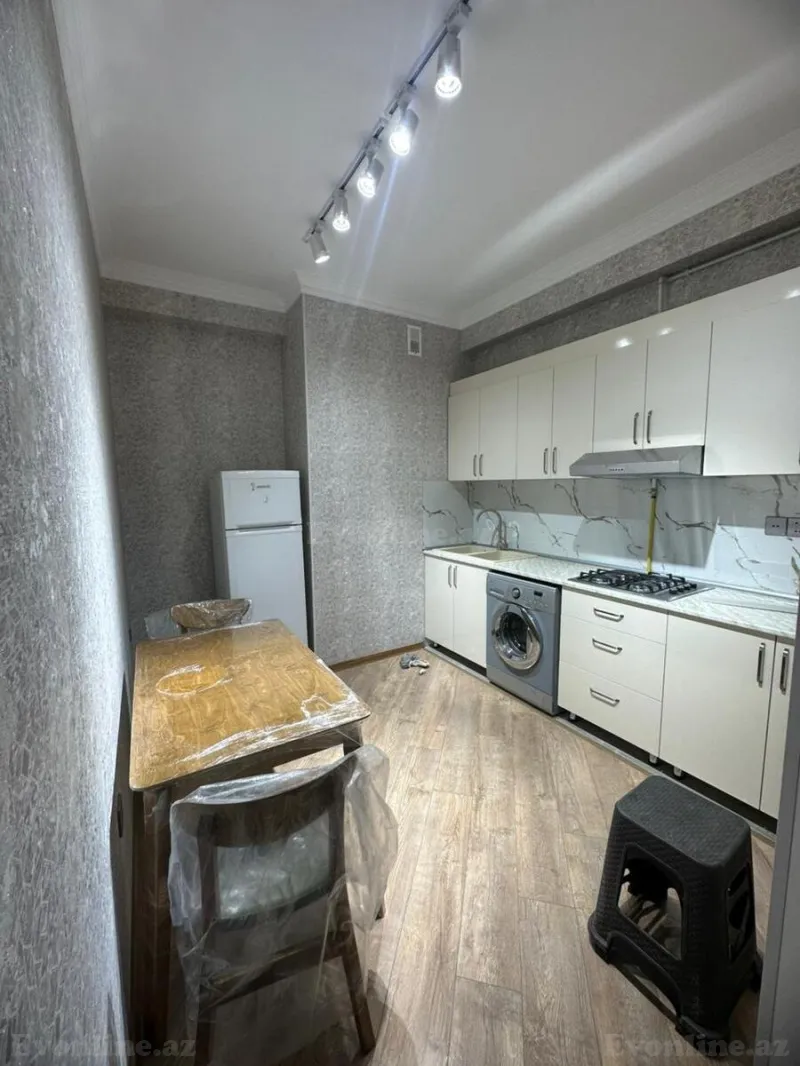 Kirayə verilir 2 otaqlı Mənzil Yeni tikili 80 m² Xalqlar Dostluğu m. - şəkil 3
