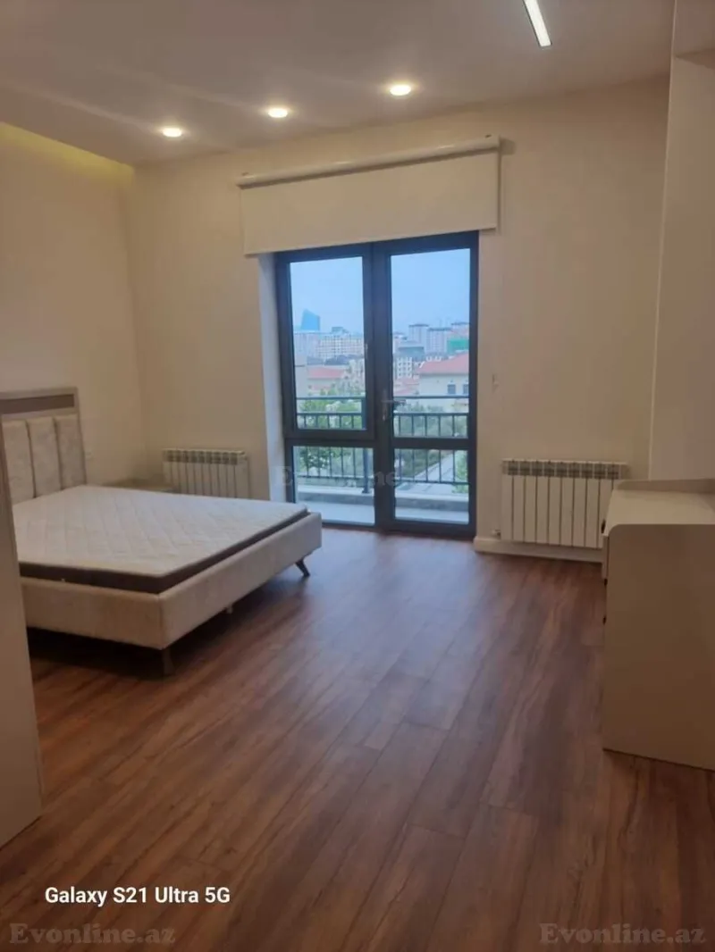 Kirayə verilir 3 otaqlı Mənzil Yeni tikili 130 m² Xətai r. - şəkil 4
